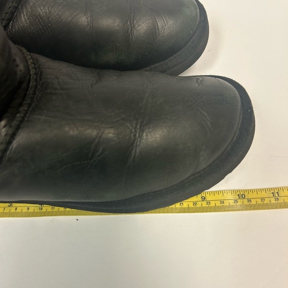 Ugg Boots Women 6 Black Leather Triana Seaweed Perforated Insulated Winter Snow - Picture 11 of 12